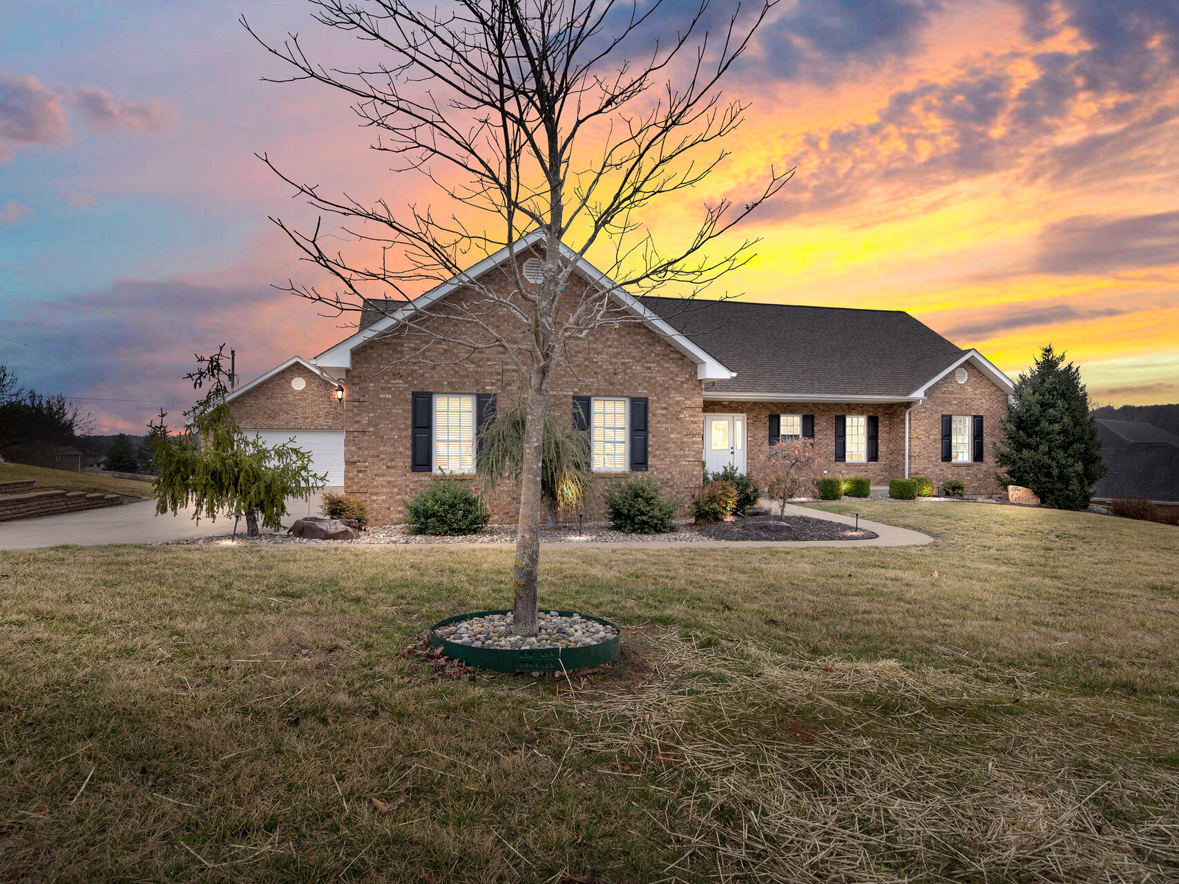 711 Sunset Dr Perryville, MO 637753231